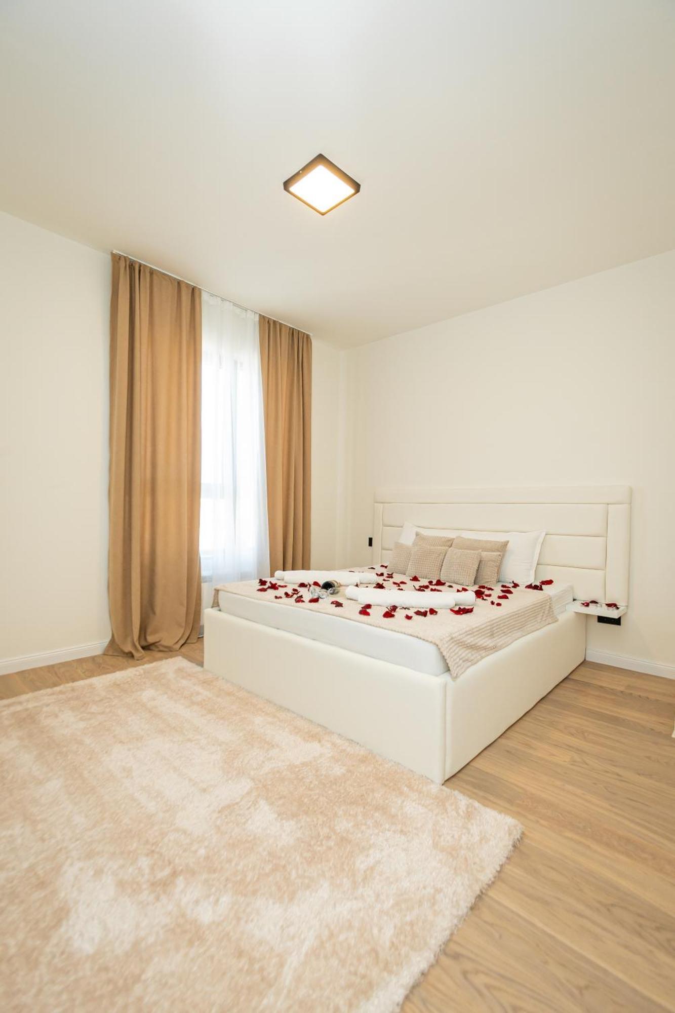 Апартаменты Sinfonia Lux 1205-1 Sajmiste Экстерьер фото